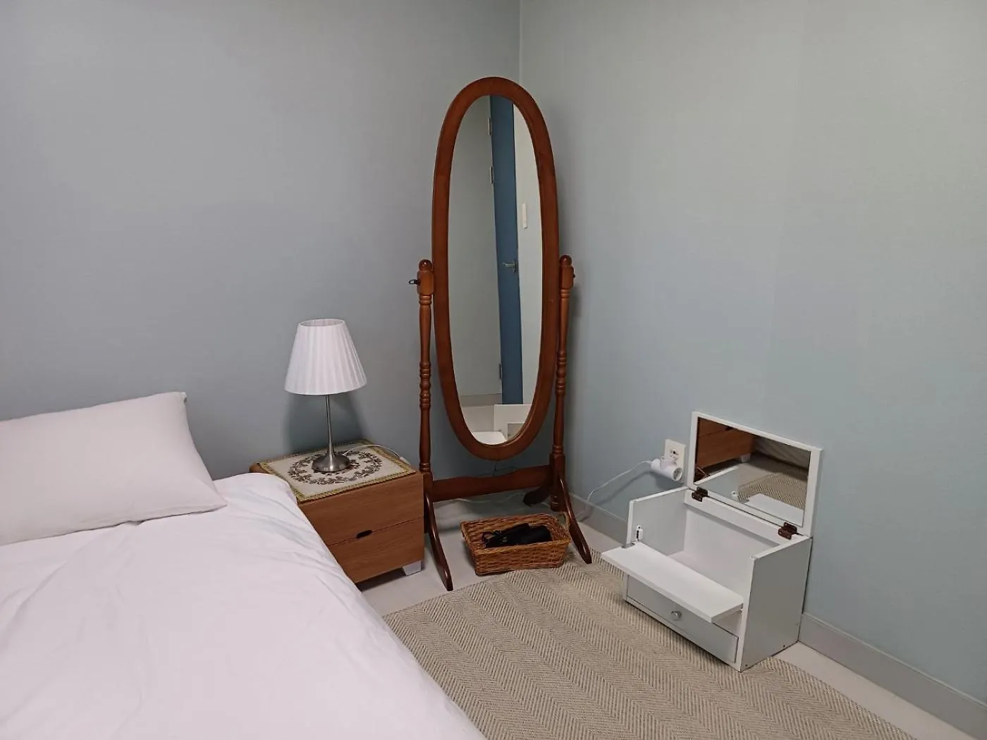 8#Seoul#Daelim Station#Two Room#Free Wifi#Netflix 0*, Seoul South Korea